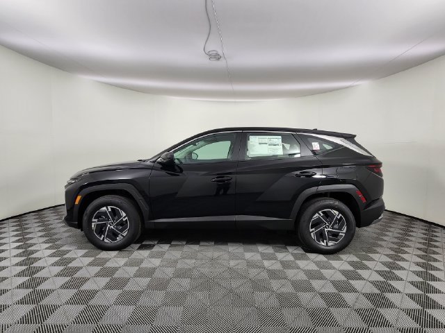 New 2026 Hyundai Tucson Blue SE AWD/4WD image 2
