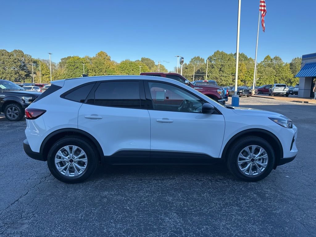New 2026 Ford Escape Active image 2