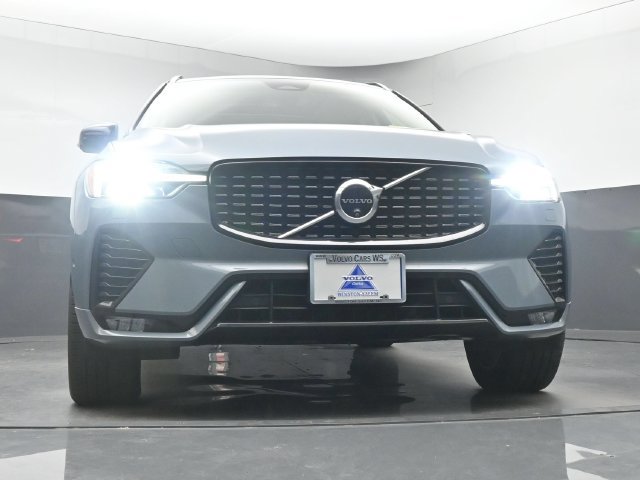 Used 2024 Volvo XC60 B5 Plus w/ Climate Package AWD/4WD image 11