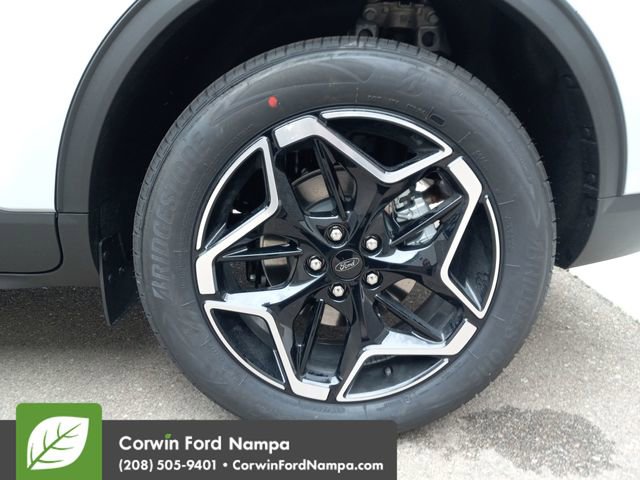 New 2026 Ford Escape Platinum image 30