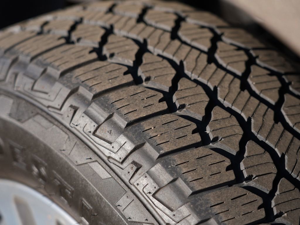 Used 2016 Chevrolet Suburban LS image 29