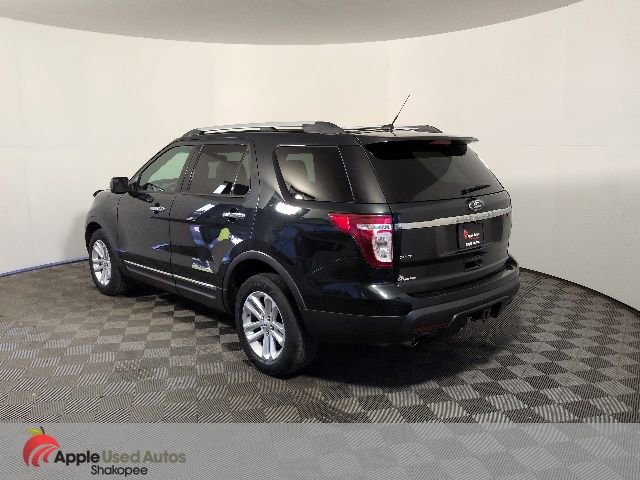 Used 2014 Ford Explorer XLT w/ Equipment Group 202A AWD/4WD image 4