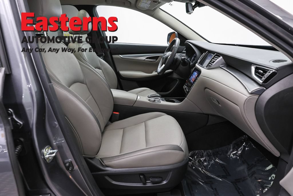 Used 2023 INFINITI QX50 Luxe AWD/4WD image 27