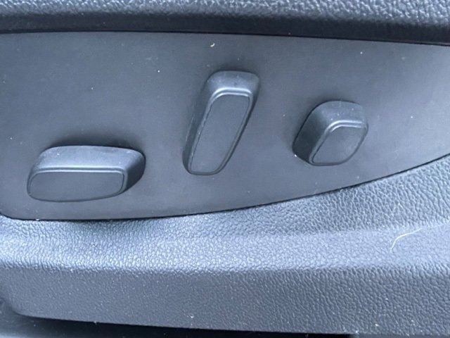 Certified 2016 Chevrolet Silverado 1500 LT w/ All Star Edition image 8