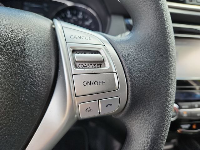 Used 2014 Nissan Rogue SV w/ SV Premium Package AWD/4WD image 22