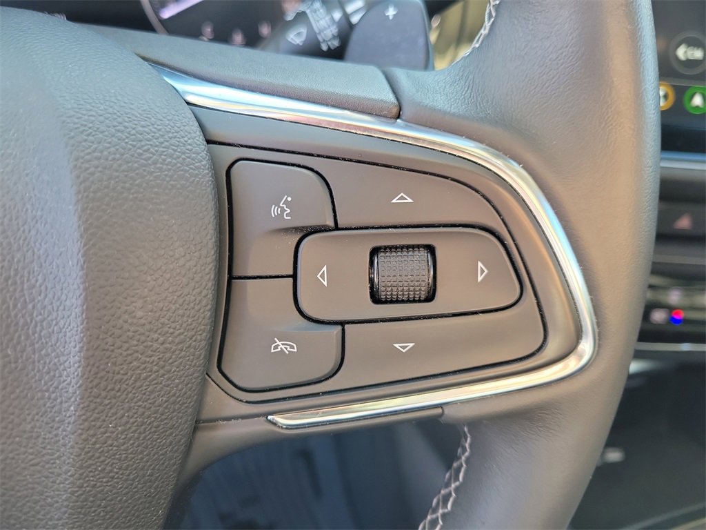 Used 2022 Buick Envision Avenir w/ Technology Package II image 27