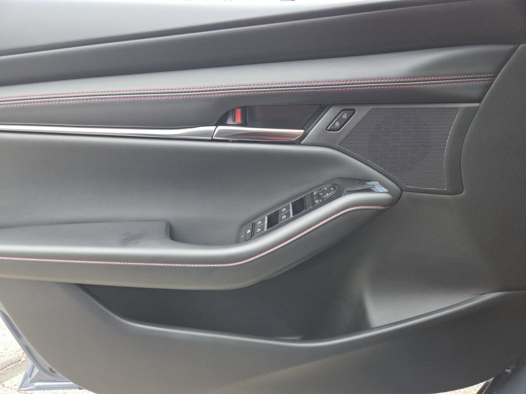 New 2026 MAZDA MAZDA3 Carbon AWD/4WD image 16