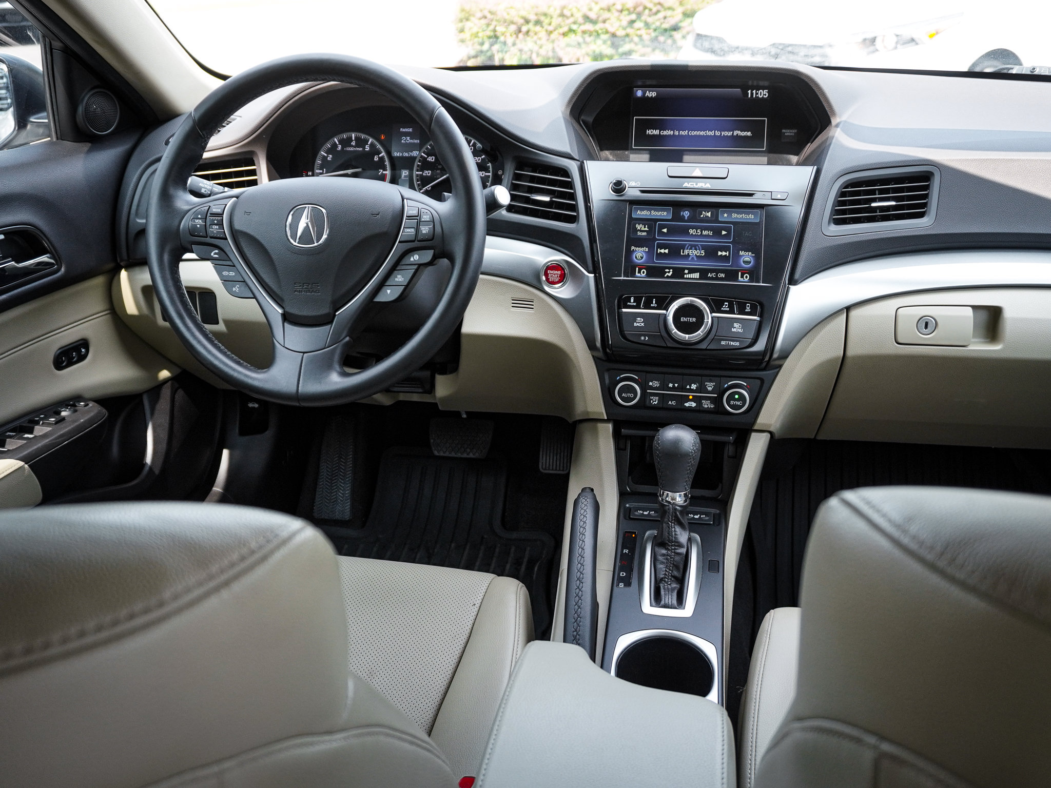 Used 2017 Acura ILX FWD image 28