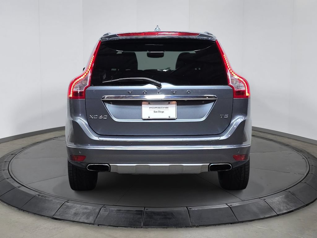 Used 2016 Volvo XC60 T5 Premier w/ Proximity Package FWD image 6