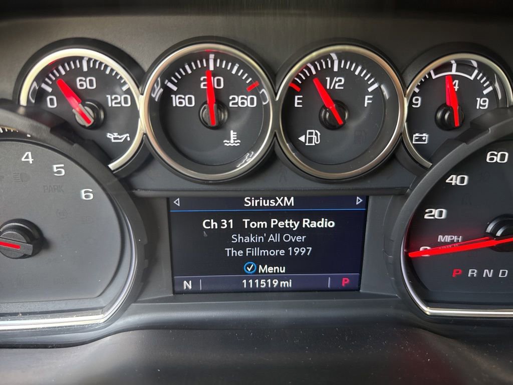 Used 2020 Chevrolet Silverado 1500 LT w/ All-Star Edition RWD image 29