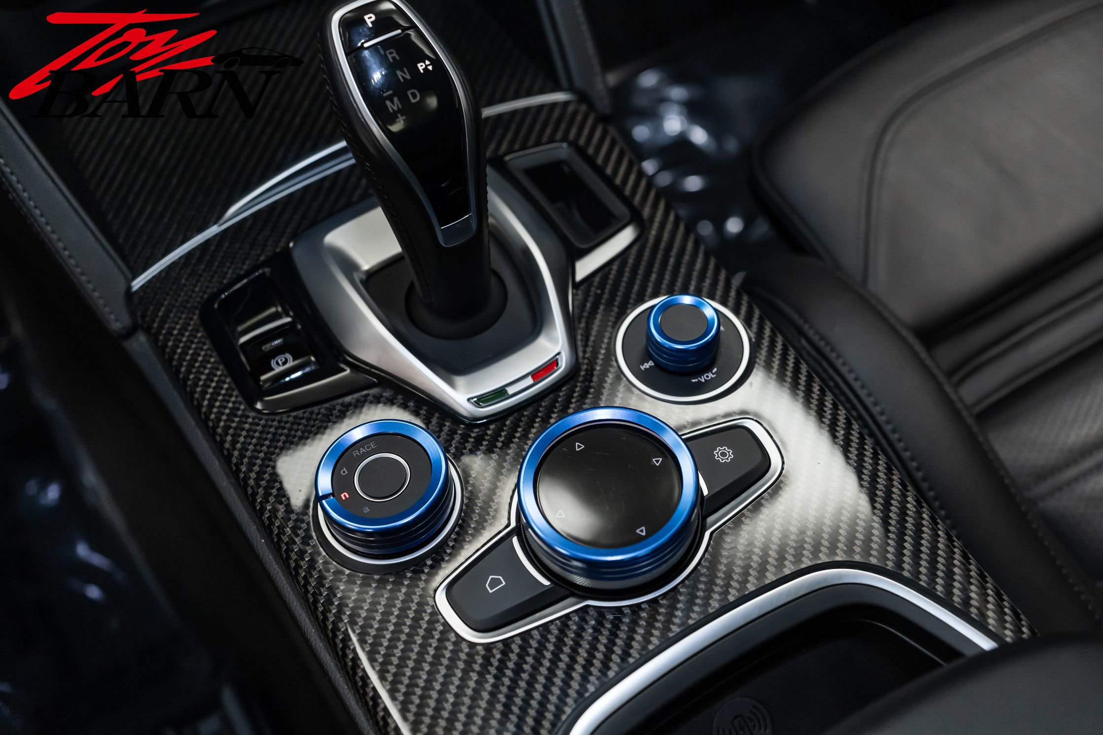 Used 2022 Alfa Romeo Stelvio Quadrifoglio image 44