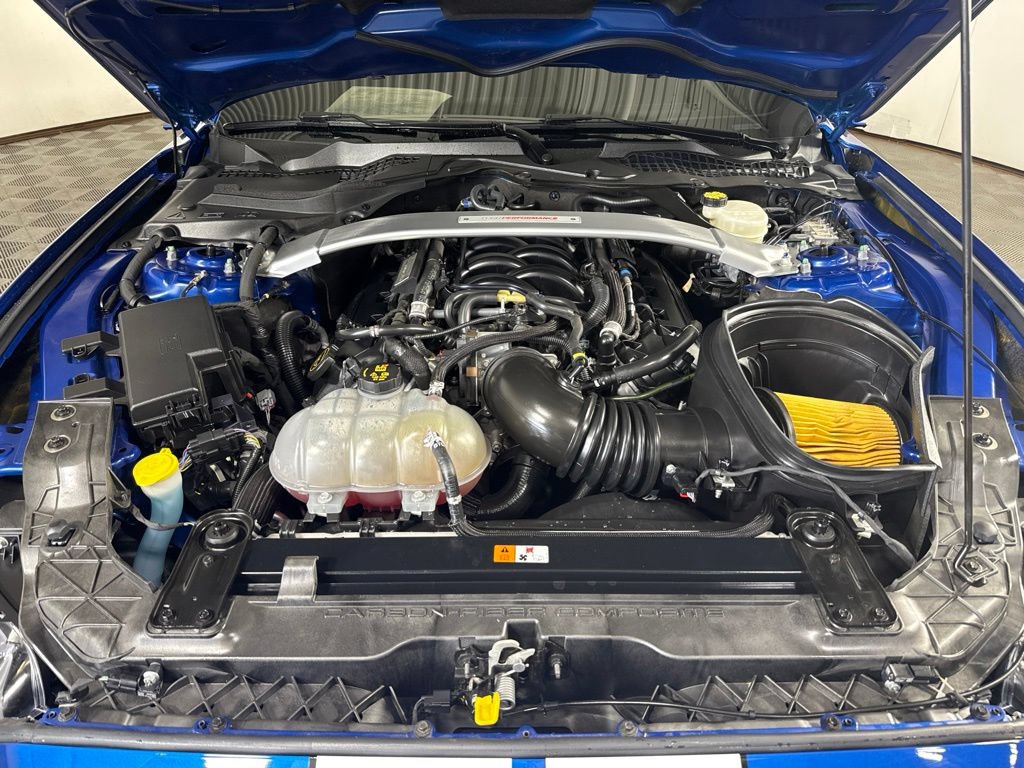 Used 2017 Ford Mustang Shelby GT350 RWD image 3