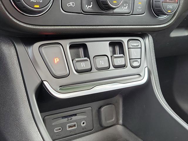 Used 2021 GMC Terrain SLT image 12