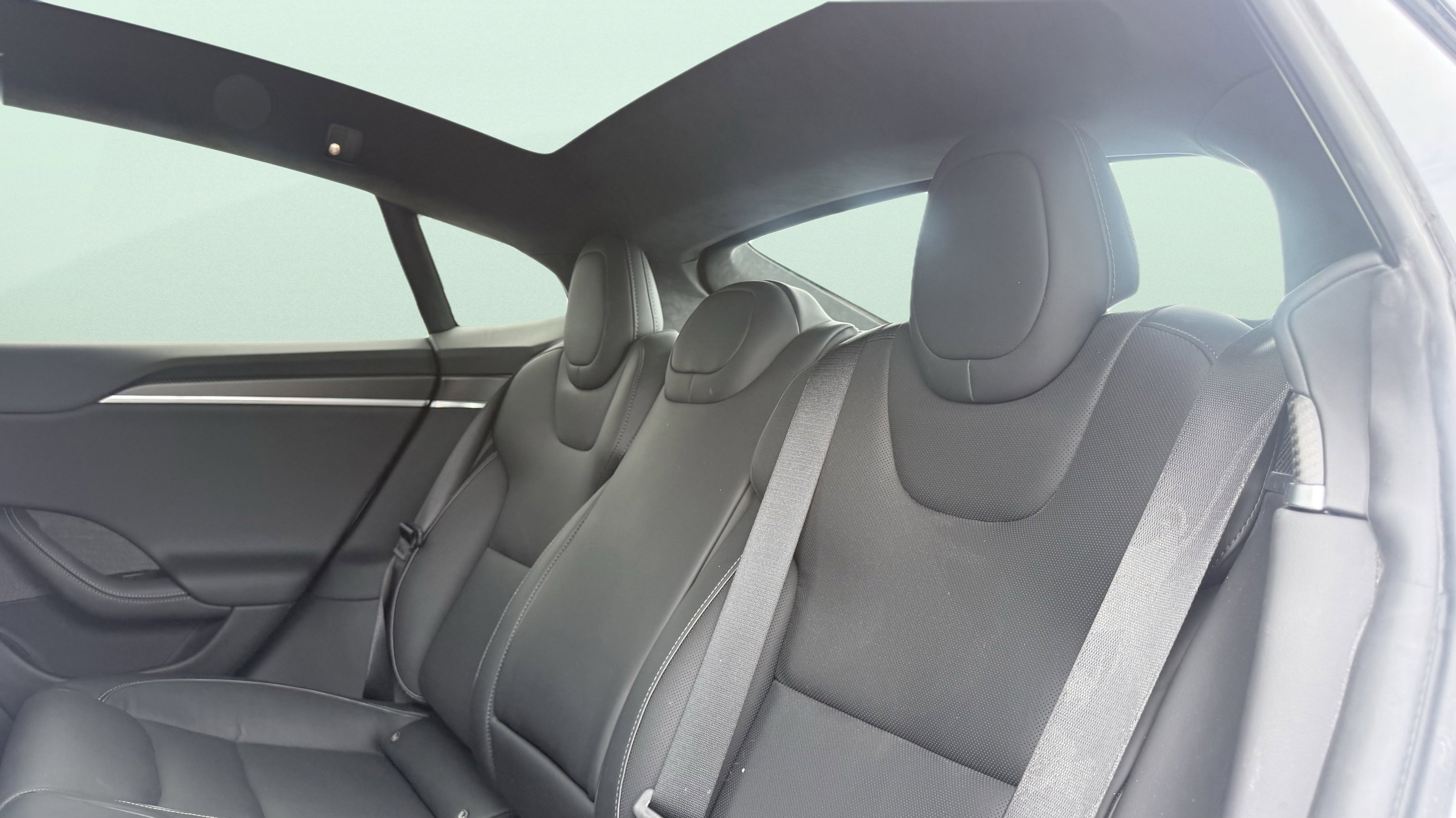 Used 2022 Tesla Model S Plaid AWD/4WD image 37