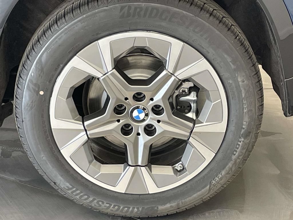 New 2027 BMW X1 xDrive28i w/ Technology Package AWD/4WD image 12