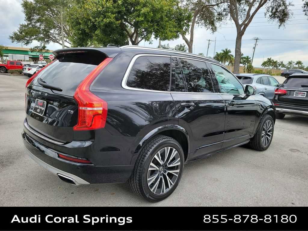 Used 2021 Volvo XC90 T5 Momentum w/ Protection Package Premier image 8