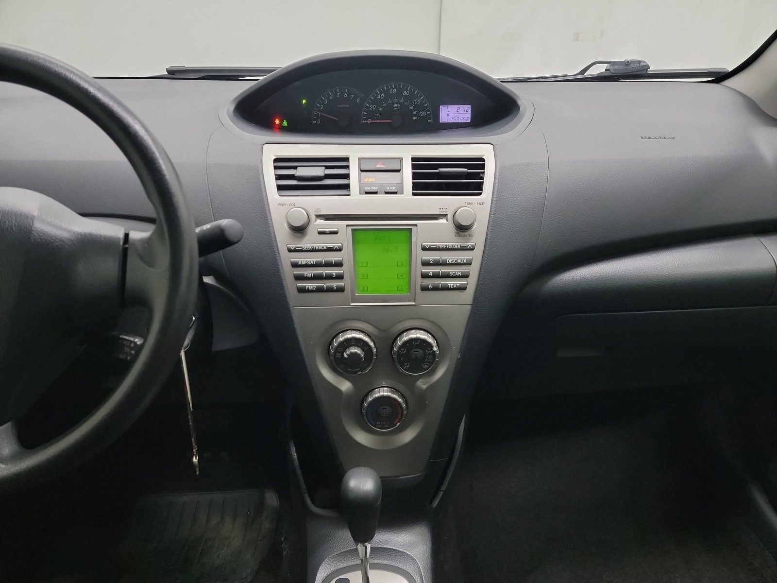 Used 2009 Toyota Yaris Sedan image 20