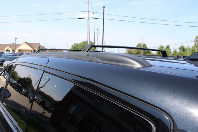 Used 2023 Chrysler Pacifica Touring-L w/ S Appearance Package AWD/4WD image 28