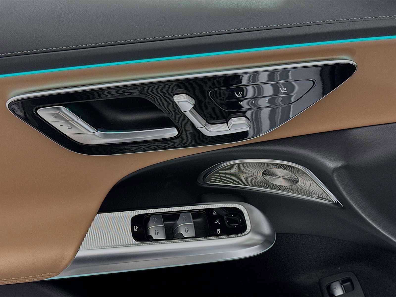 Used 2025 Mercedes-Benz E 53 AMG e 4MATIC Sedan image 18