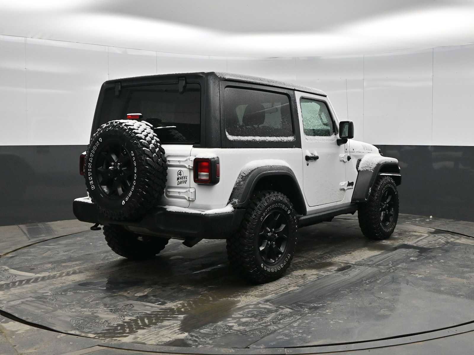 Used 2021 Jeep Wrangler Willys video 2