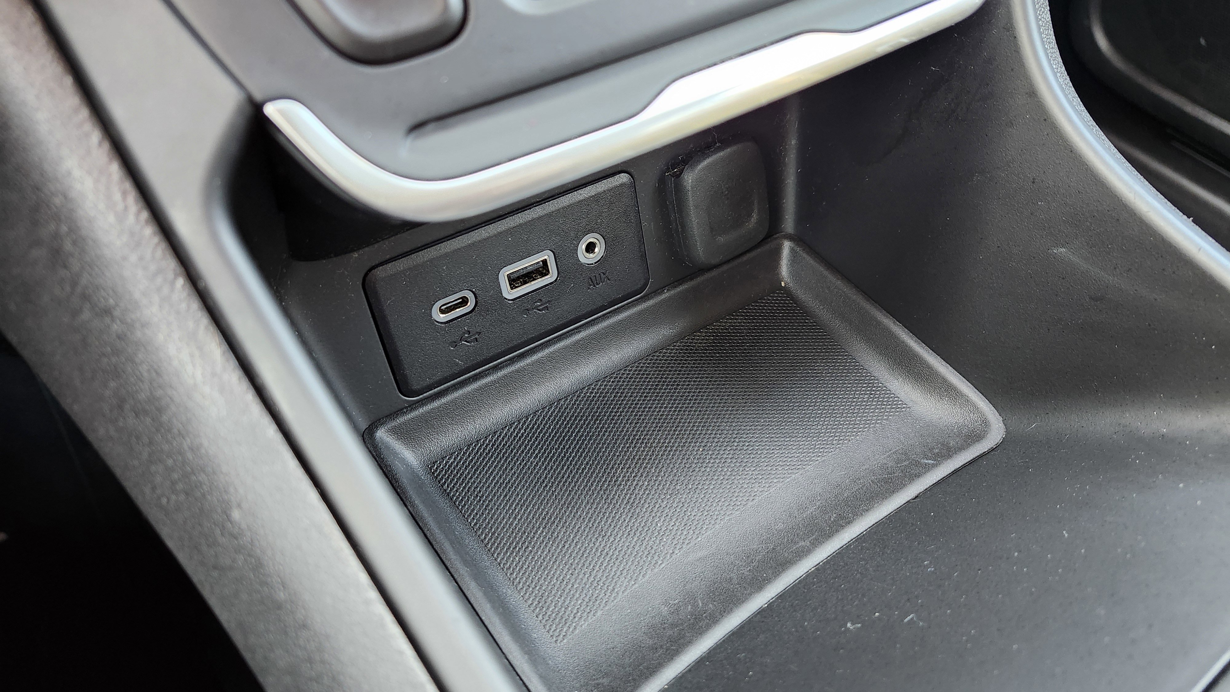 Used 2019 GMC Terrain SLE w/ LPO, Floor Liner Package image 9