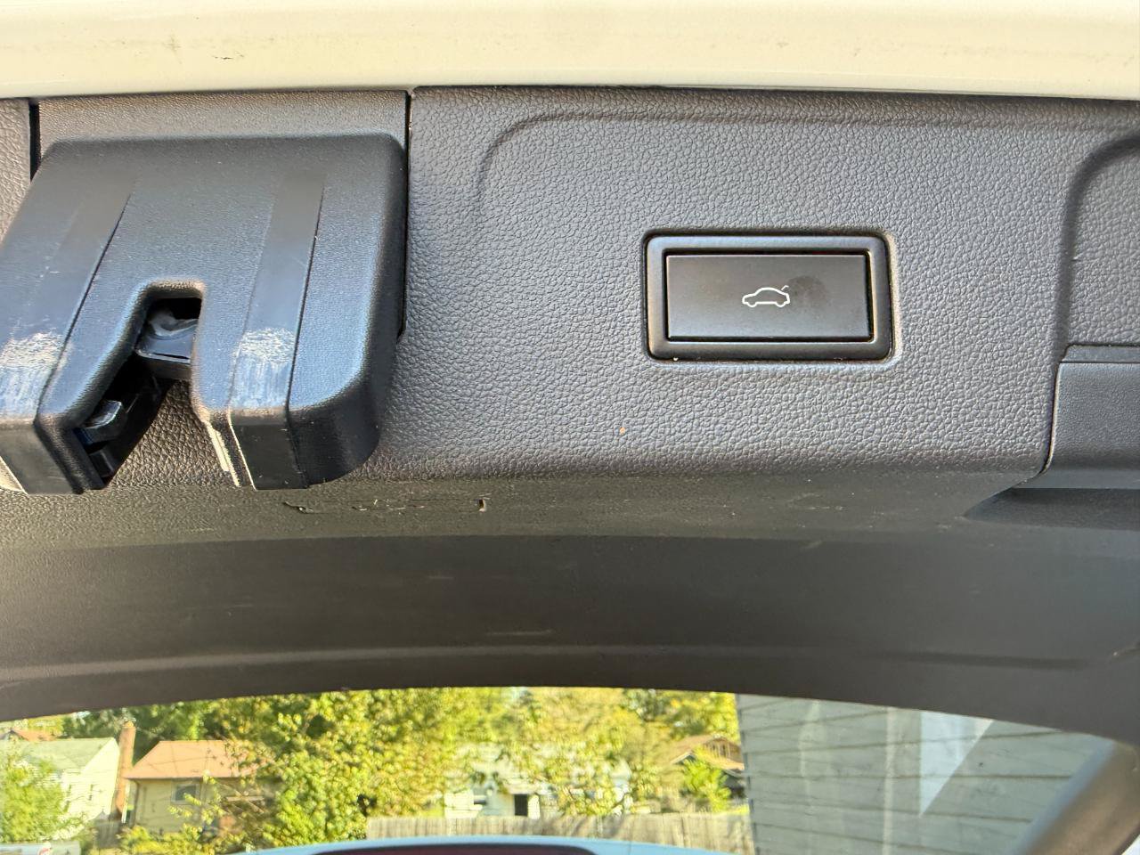 Used 2019 Volkswagen Atlas SE FWD image 42