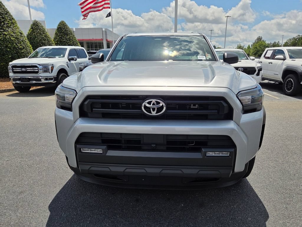 Certified 2025 Toyota 4Runner SR5 AWD/4WD image 2