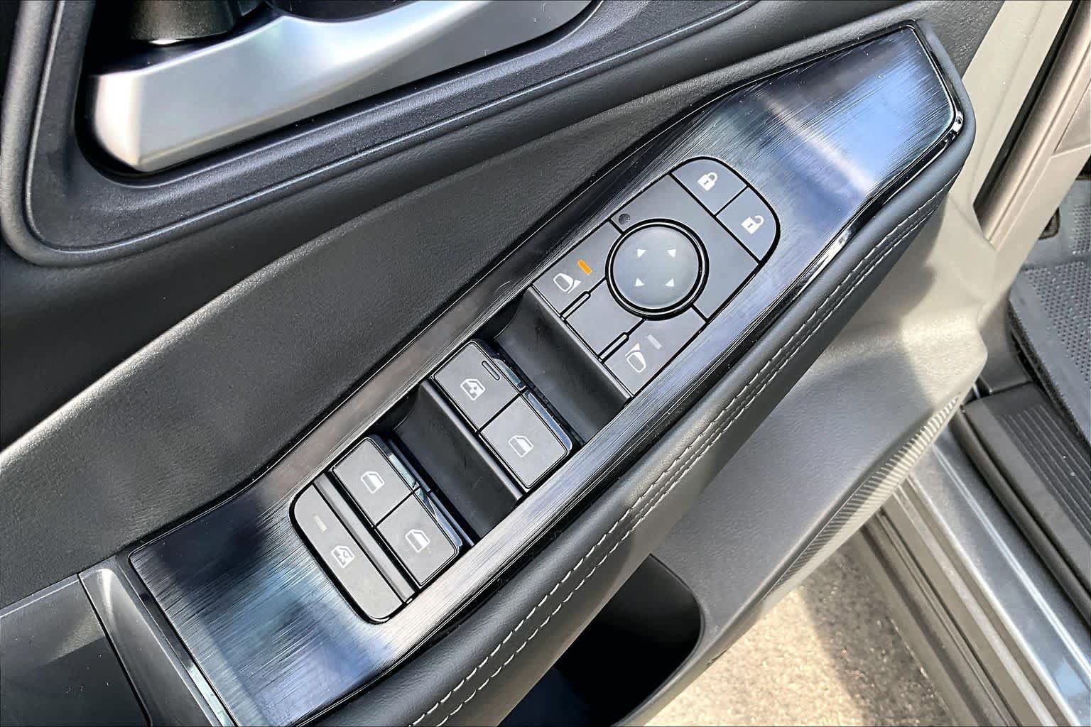 New 2026 Nissan Rogue SV image 19