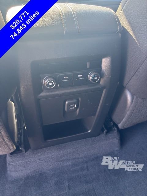 Used 2020 Chevrolet Traverse LT w/ Driver Confidence II Package image 27