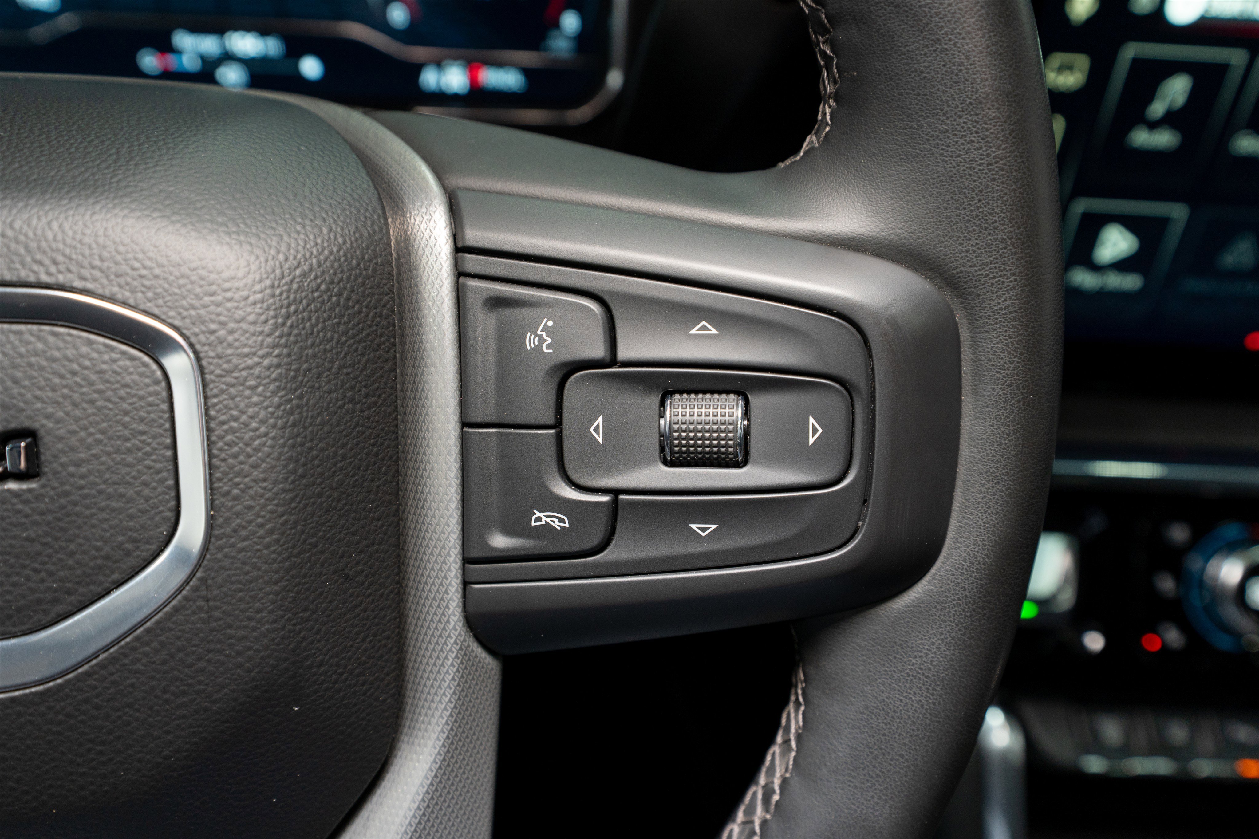 Used 2024 GMC Sierra 2500 Denali w/ Denali Reserve Package image 33