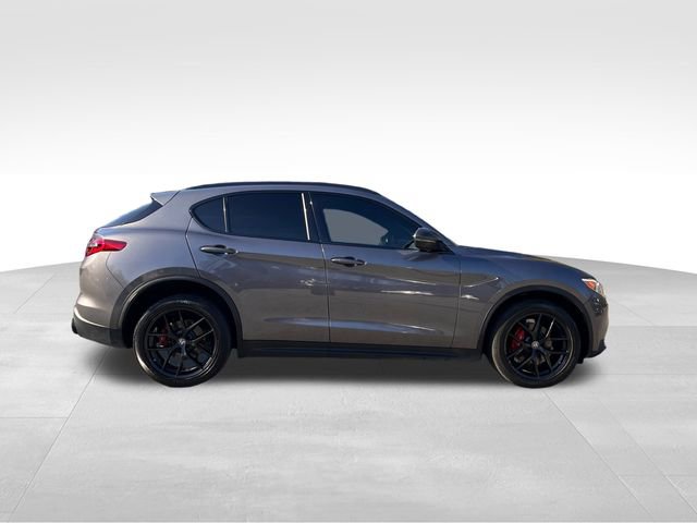 Used 2019 Alfa Romeo Stelvio Ti Sport w/ Quick Order Package 22S Sport image 6