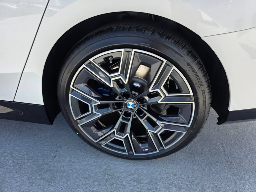 New 2027 BMW 530i w/ M Sport Package RWD image 6
