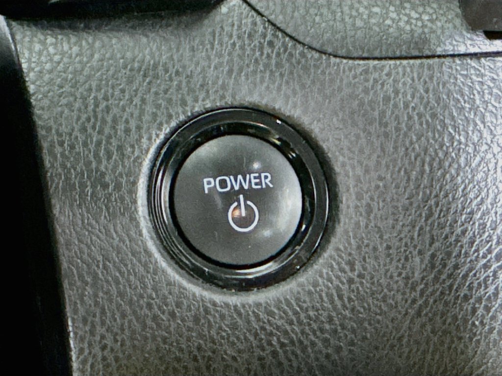 Used 2025 Toyota Camry LE FWD image 27