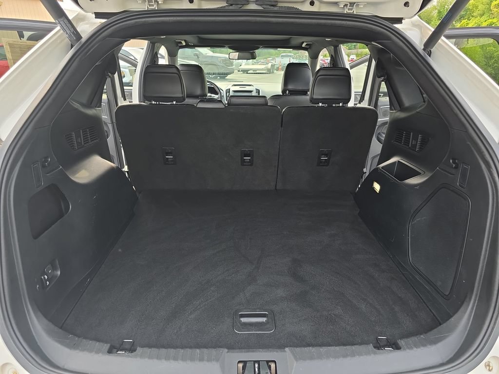 Used 2020 Ford Edge ST w/ Equipment Group 401A AWD/4WD image 15