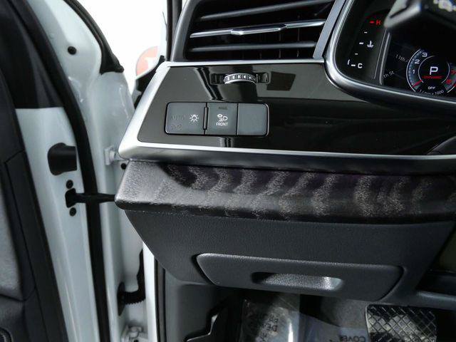 Used 2025 Audi Q7 3.0T Premium Plus AWD/4WD image 23