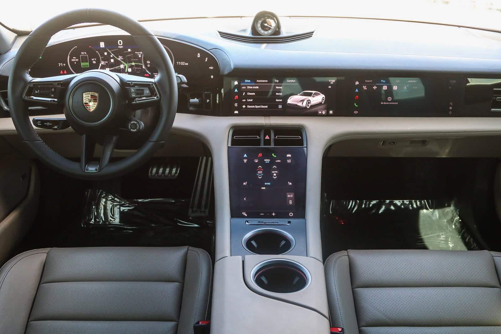 Used 2025 Porsche Taycan 4S image 15