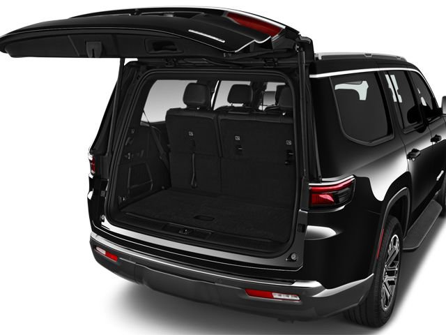 Used 2024 Jeep Wagoneer Series II AWD/4WD image 7