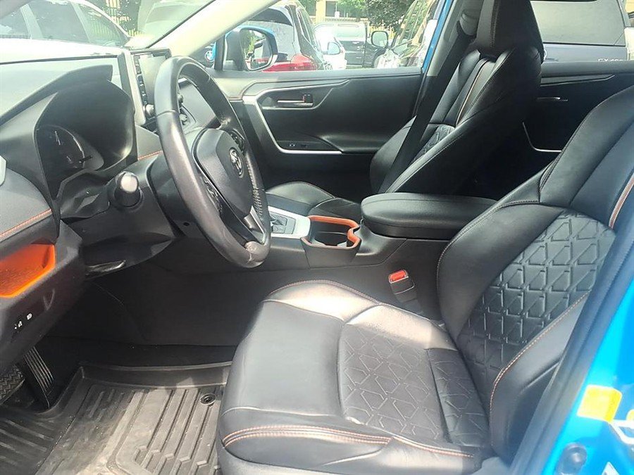 Used 2020 Toyota RAV4 Adventure AWD/4WD image 18