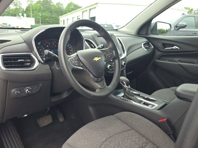Used 2024 Chevrolet Equinox LT w/ LPO, Floor Liner Package FWD image 24