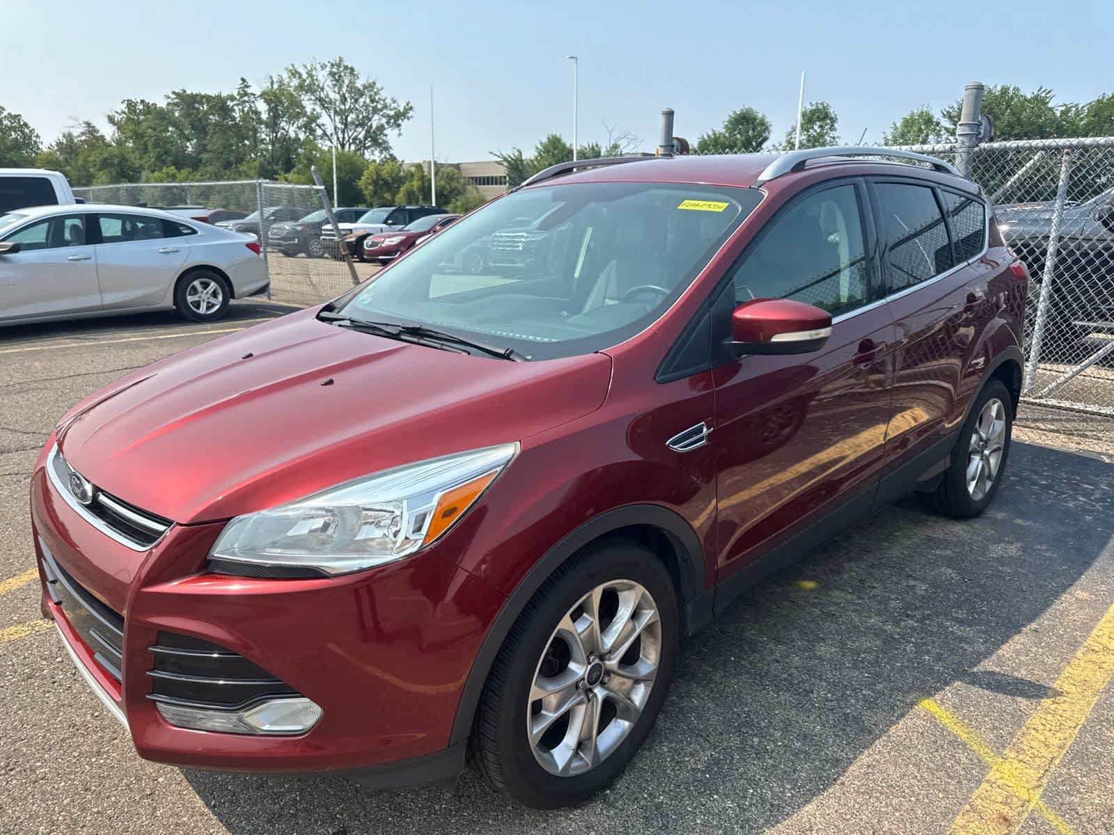 Used 2015 Ford Escape Titanium FWD image 16