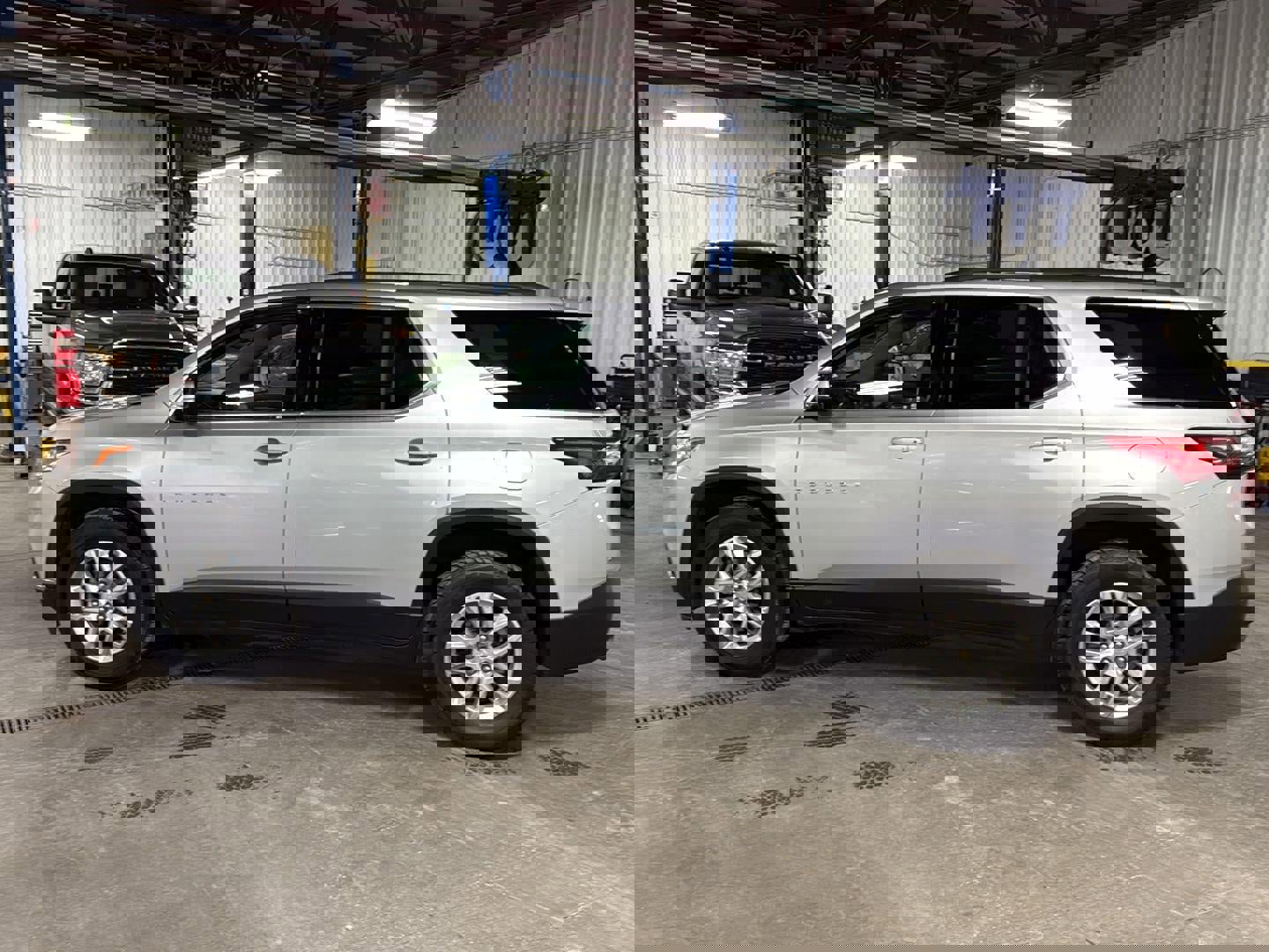 Used 2020 Chevrolet Traverse LT w/ LPO, Cargo Package