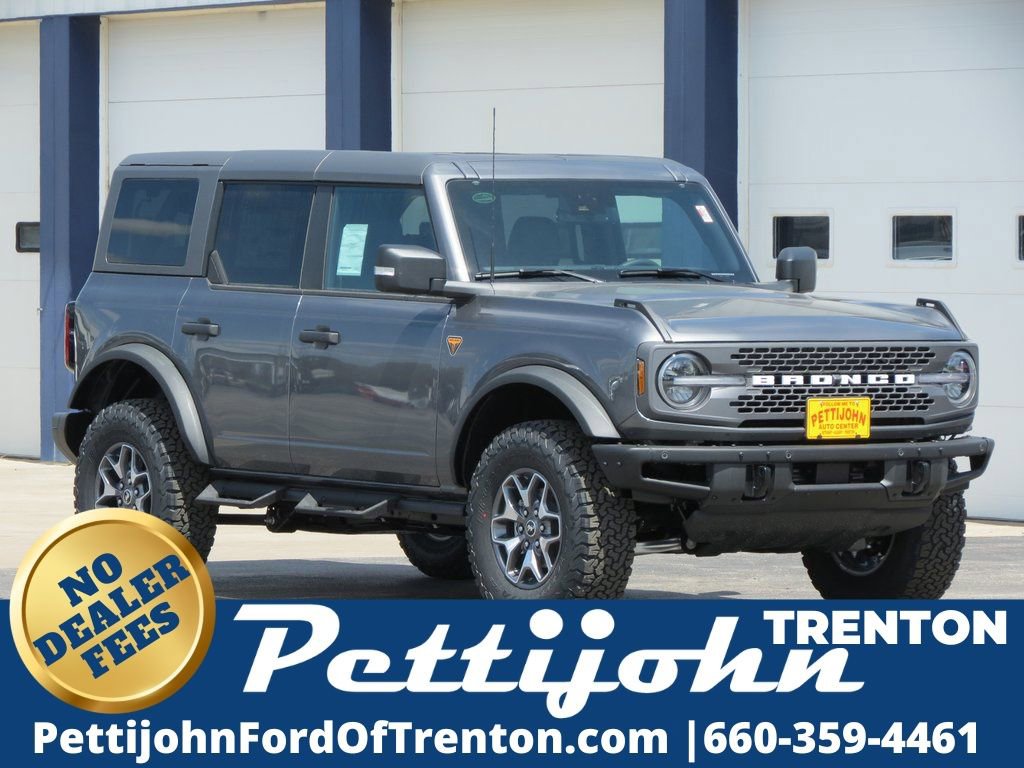 Used 2024 Ford Bronco Badlands image 1