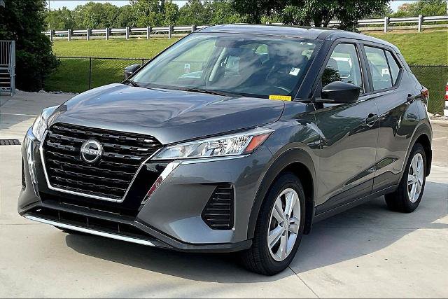 Used 2024 Nissan Kicks S FWD image 3