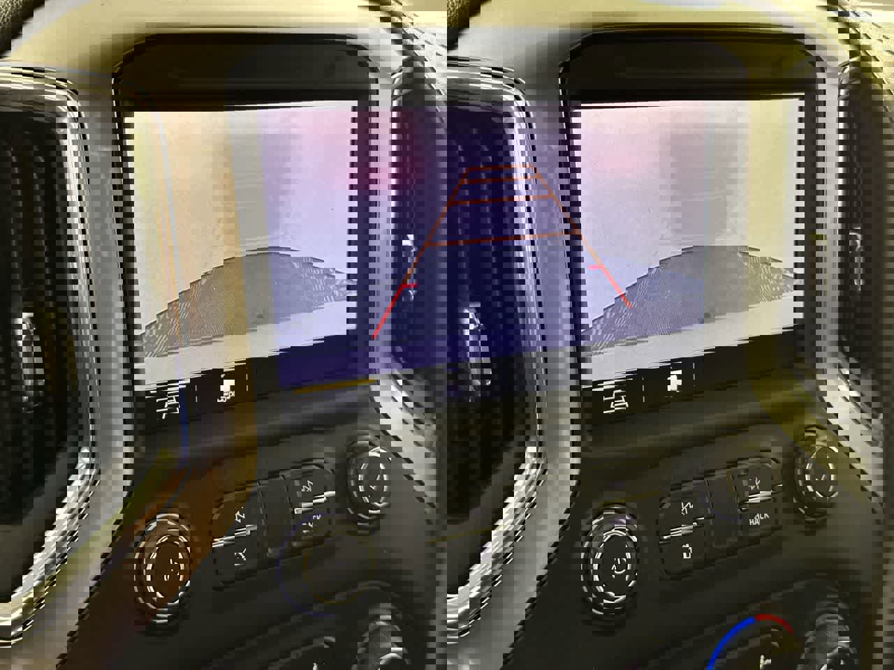 Used 2019 Chevrolet Silverado 1500 LT w/ All-Star Edition image 17