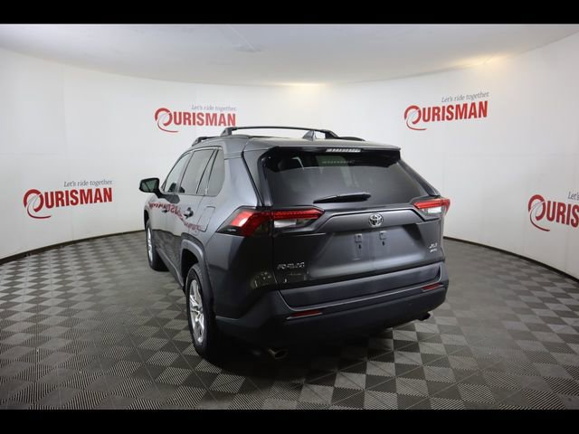 Used 2019 Toyota RAV4 XLE w/ Convenience Package AWD/4WD image 9
