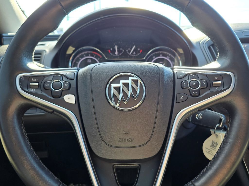 Used 2017 Buick Regal Sport Touring image 25