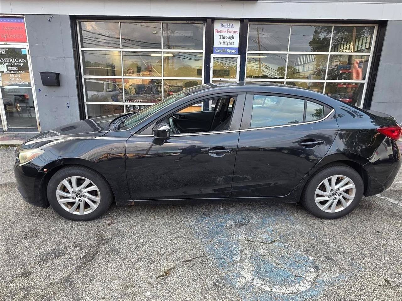 Used 2014 MAZDA MAZDA3 i Touring FWD image 3