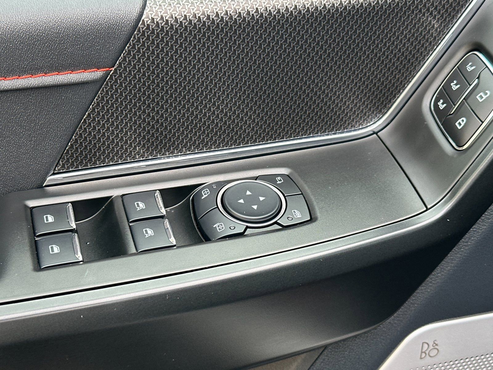 Used 2025 Ford F150 Raptor image 13