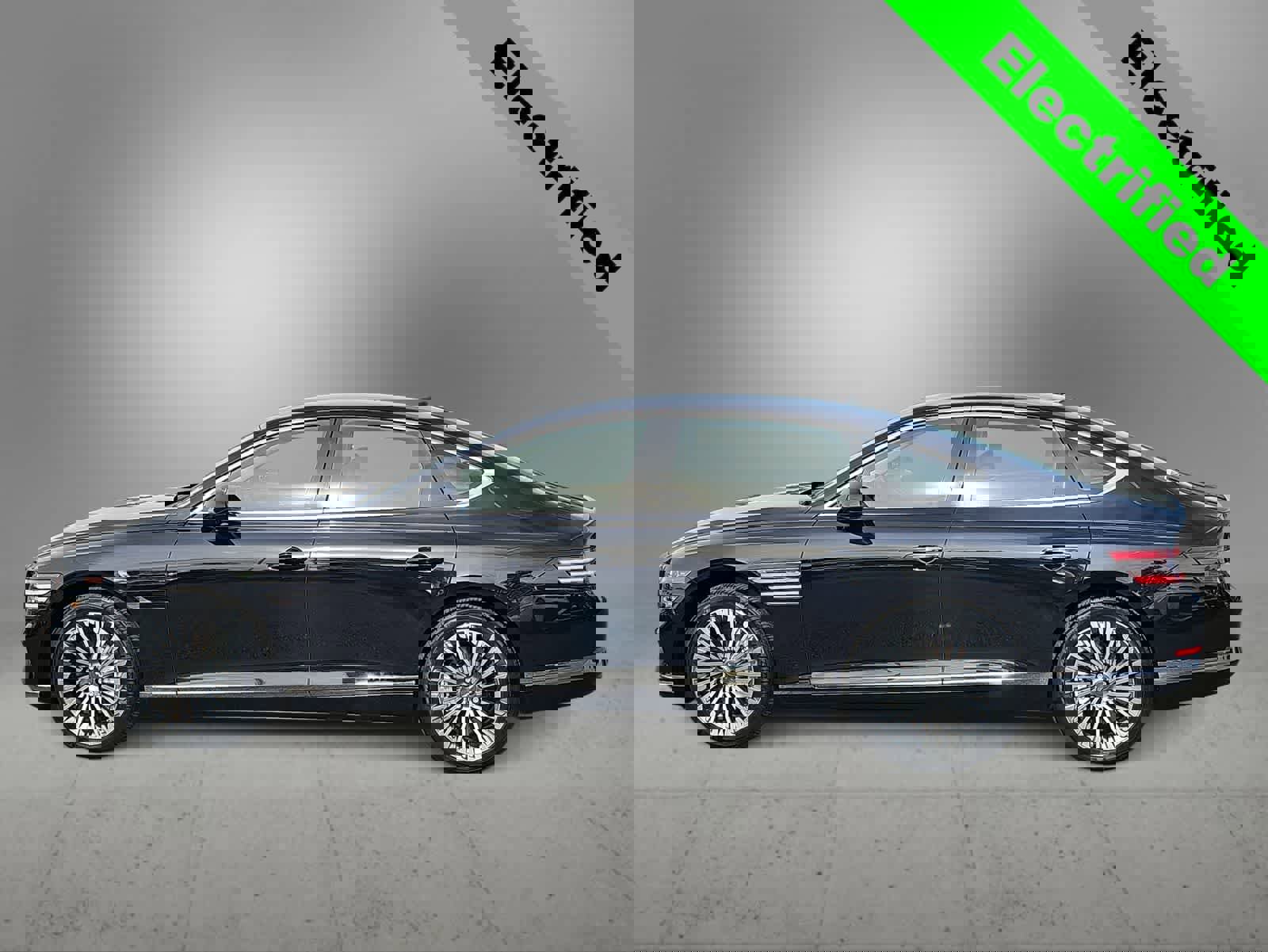 Used 2024 Genesis G80 image 5