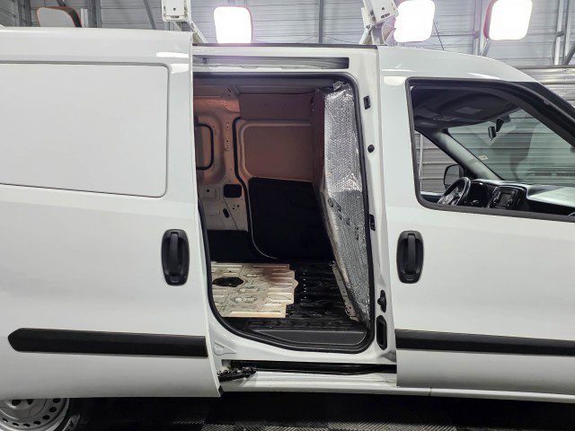 Used 2020 RAM ProMaster City Tradesman image 14